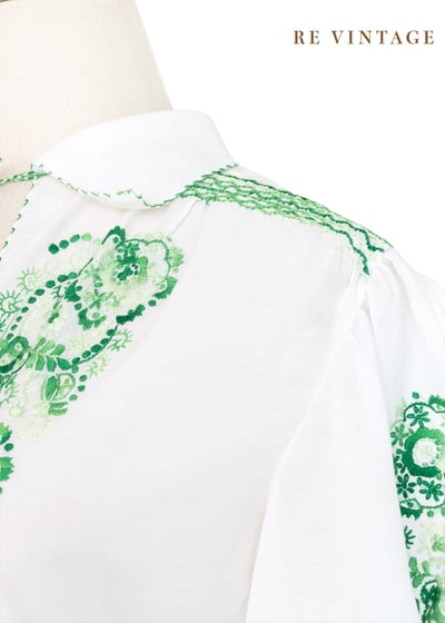 『歐洲寶物』Classic Green 古典美女刺繡襯衫6