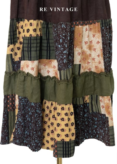 大地色碎花交響拼貼絨布長裙（22-28"）4