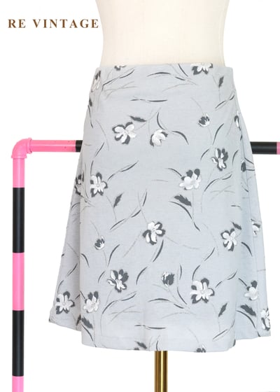 淺灰色柔軟小白花短裙（26-28"）1