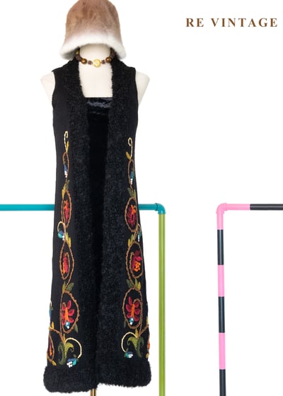 繁花盛開的邊境長版背心罩衫1