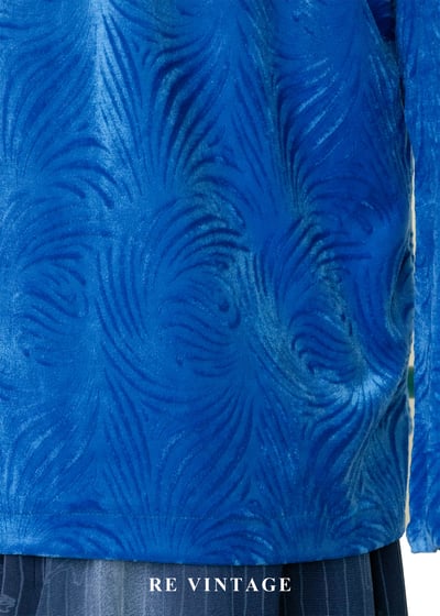 克萊因藍深海波紋絨布上衣9