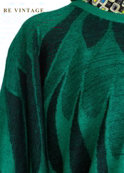 翠綠森林裡孔雀展翅針織毛衣5