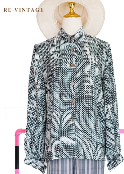 墨葉瀰漫點紋襯衫7