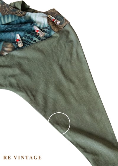 森林中的密談 - 藝術拼接衫落肩上衣16