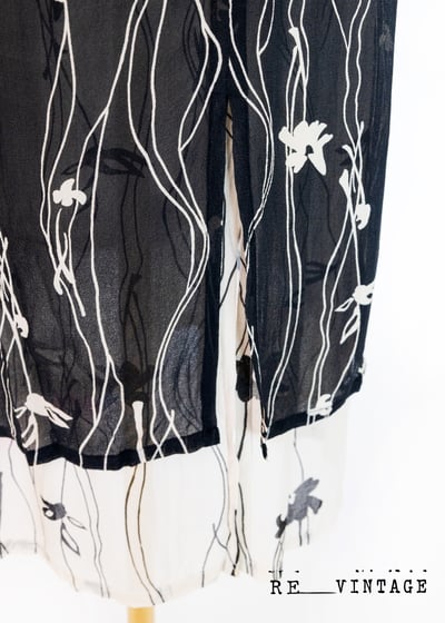 似黑似白小花長洋裝6