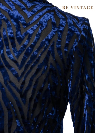 午夜藍燒絨斑馬紋上衣12