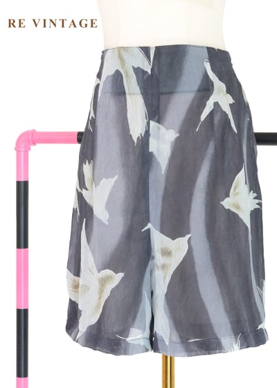 套裝短褲 - 煙雨霧色裡的飛鳥短褲1