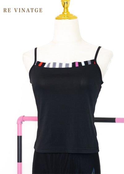 七彩色階黑色彈性細肩帶背心1