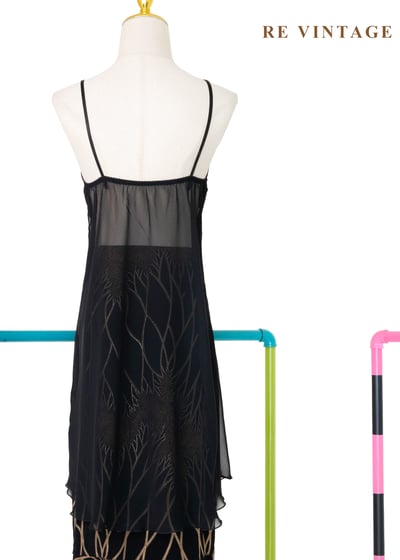 金線刺繡黑透膚細肩帶背心9