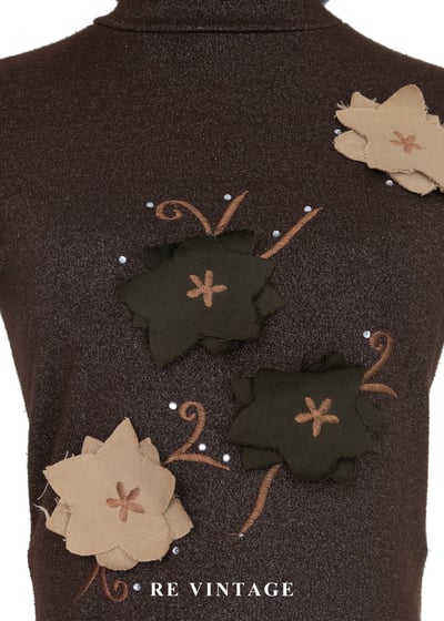 暖棕花帖短袖上衣3