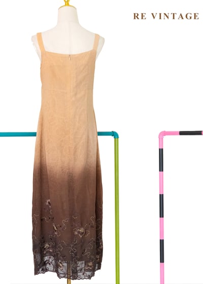 咖啡漸影花香韻味長洋裝13