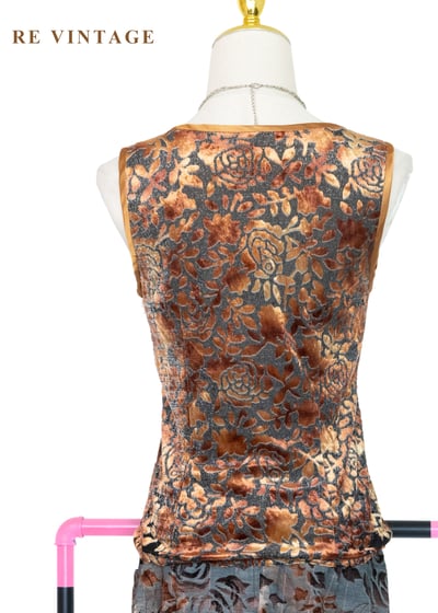 落日玫瑰 - 浮雕花絨背心8