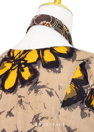 Ginger 棕色大黃花落肩上衣13