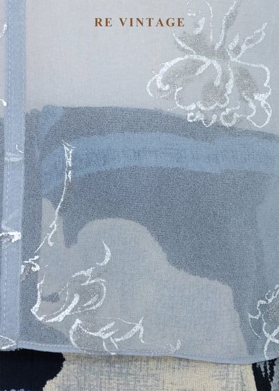 法式優雅銀絲繡花透膚上衣9