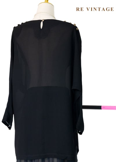 流動微光 - 金釦垂墜感雪紡上衣11