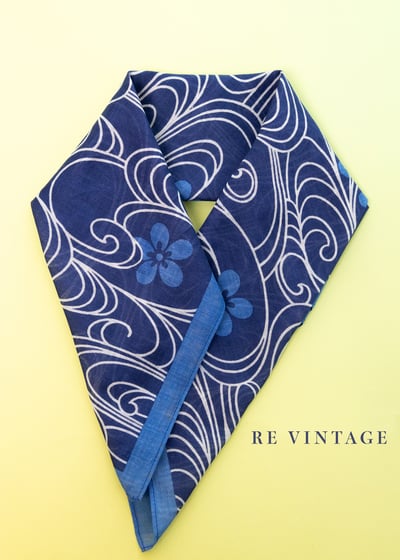 湖水裡的小花波紋小絲巾2