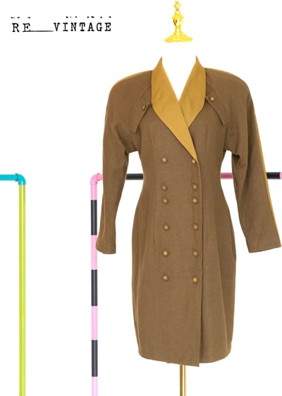 雙排扣黃綠色合身帥氣洋裝1