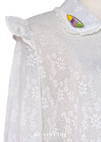 柔軟奶白少女緹花襯衫5