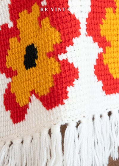 大紅花嬉皮白日夢像素針織上衣10