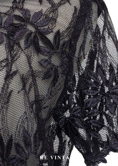 花紋蔓延蕾絲短版單釦上衣6