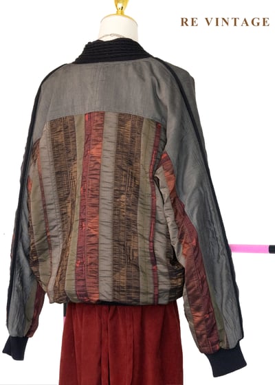 秋冬必備單品 - 秋天層岩套頭衫10