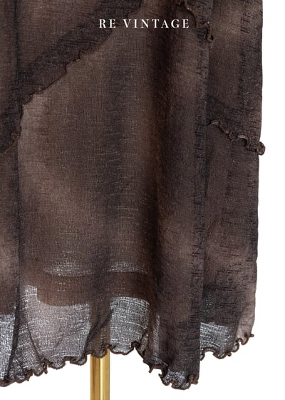 黑咖啡波紋立體拉花細肩帶長洋裝8