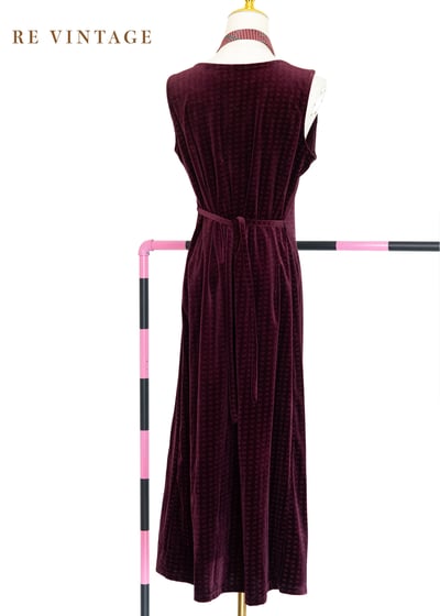 紅酒色格紋絨布洋裝8