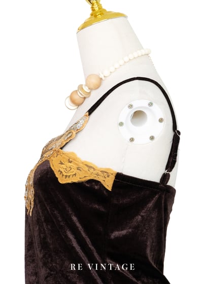 金翅蝶舞絨布小背心8