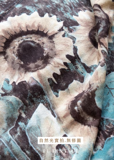 陰暗溫室裡の明亮向日葵上衣14