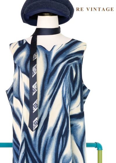 藍流波紋優雅流向洋裝3