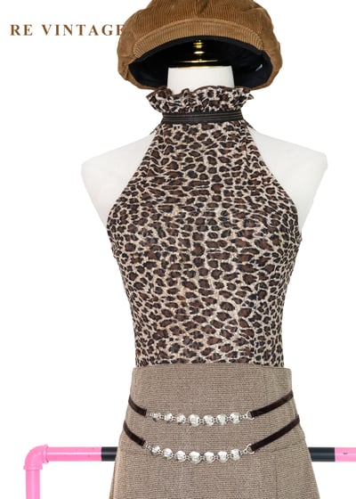 微醺獵豹荷葉削肩背心1