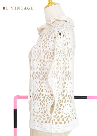 Pure white 針織小花荷葉領罩衫9