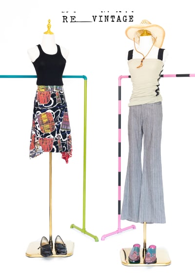 淺灰色直條紋喇叭褲2