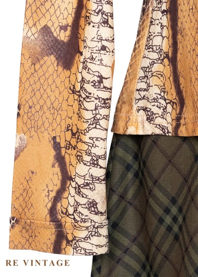 冷豔危險感蟒蛇紋上衣7