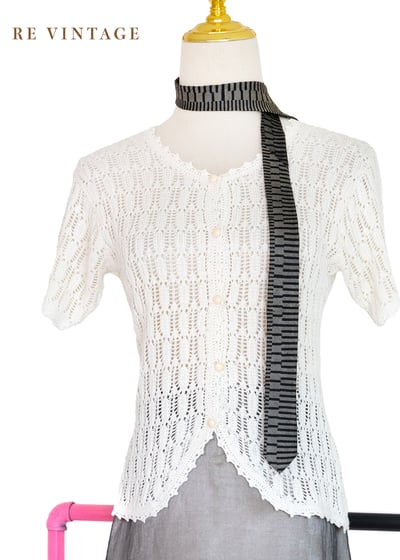 柔白編織紋理短袖上衣8