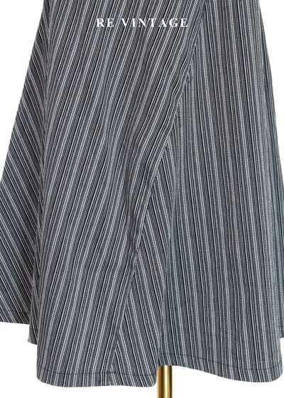 弦樂的平行時空 - 灰黑細縱紋斜裁拼接裙（25"）9