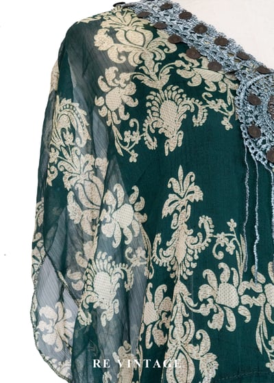 東歐精緻圖騰流蘇硬幣垂墜感上衣6