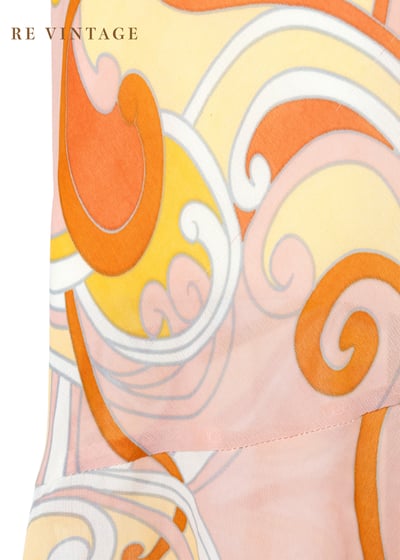 粉橘色浪漫印花洋裝11