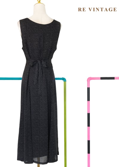 繁花盛引波點拼接黑白系長洋裝11