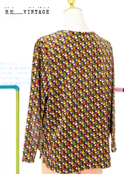 四色小菱格絨布長袖上衣7