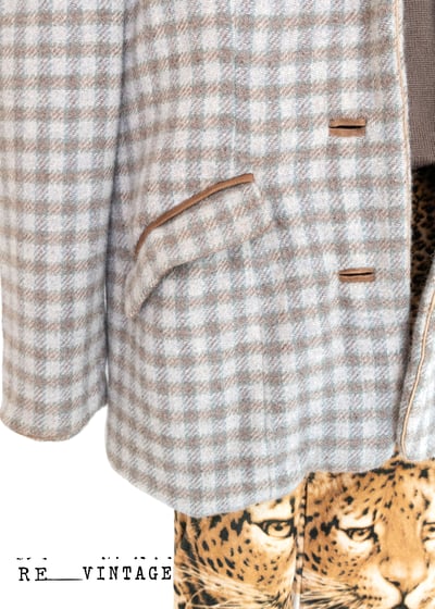 淺棕灰色泰迪熊格子西裝外套9