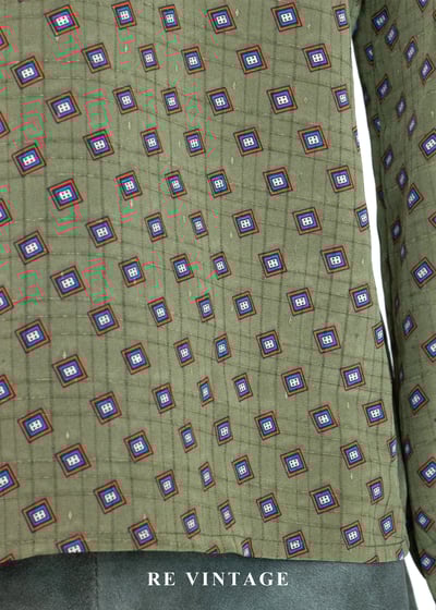 墨綠調幾何方塊輕薄襯衫10