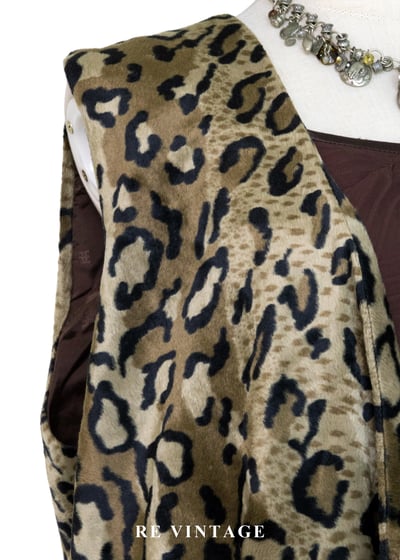 綠棕色野性豹影絨布寬版背心6
