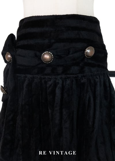 小華麗黑系復古金屬釦燈籠短裙（28"）13