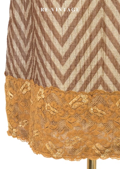 線條琥珀色蕾絲柔軟邊界美裙（27"）6