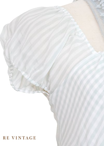 小公主清新淡綠色上衣5