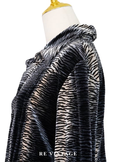 銀黑虎斑絨布長袖上衣9