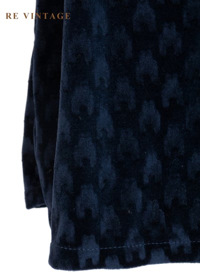 華麗毛邊深藍立體壓絨布洋裝7