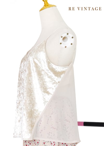 香檳色絨布與雪紡交織細肩帶背心7