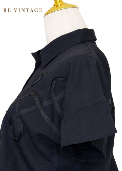 音符跳動黑色短版上衣7